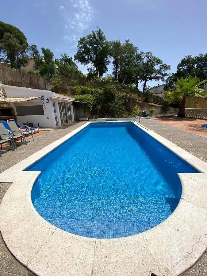 Bright Villa In Vidreres With Private Pool And Jacuzzi